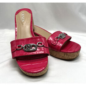Lauren Ralph Lauren Roxanne Nappa Leather Sandal Pink Croc Print EUC Size 9